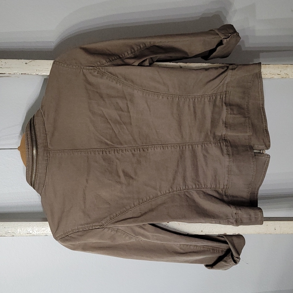 Express Jacket - Picture 2 of 3